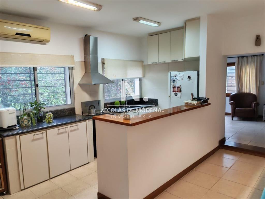Casa en Nuevo Cantegril 3 dorm+4 baÃ±os . Cerrada