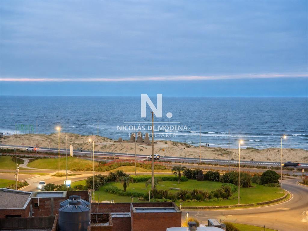 Departamento de 3 dormitorios en venta - El