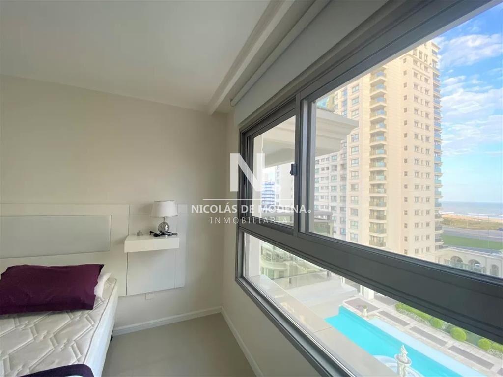 Impecable departamento, comodo e iluminado.