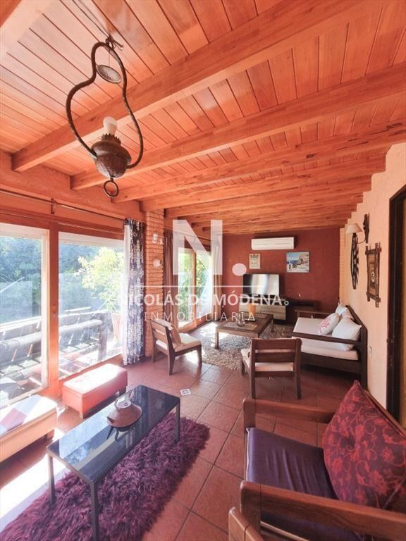Casa de 4 dormitorios en Pinares en Venta. Punta del Este