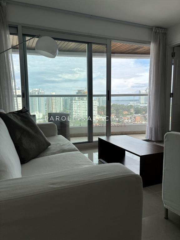 Apartamentos en venta en Icon Brava Tower, Punta