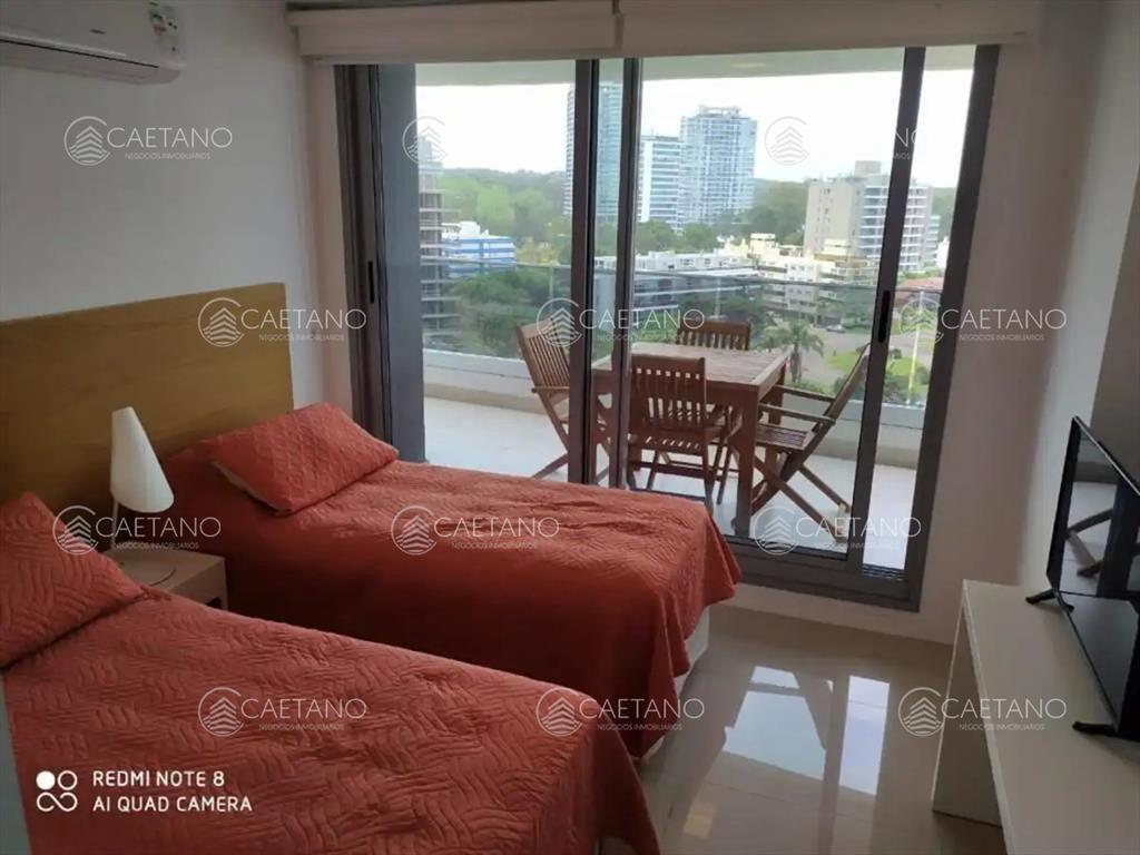 Venta Departamento - 3 dormitorios - Playa brava,