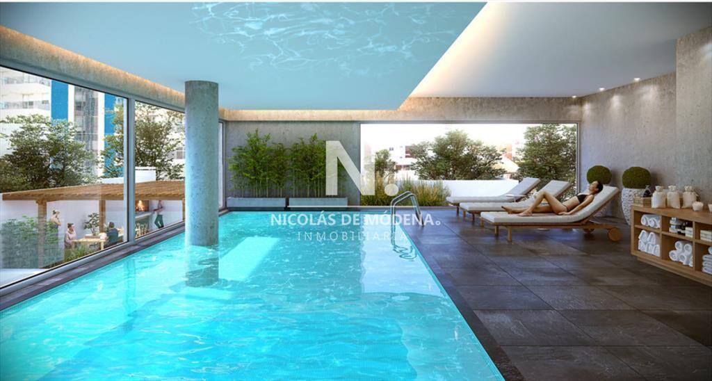 Vende apartamento de 2 dormitorios en Punta del