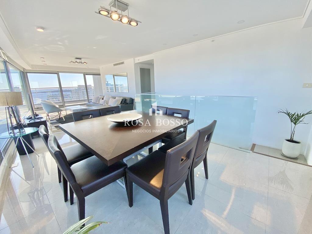 Penthouse Duplex Venta 4 dormitorios Punta del