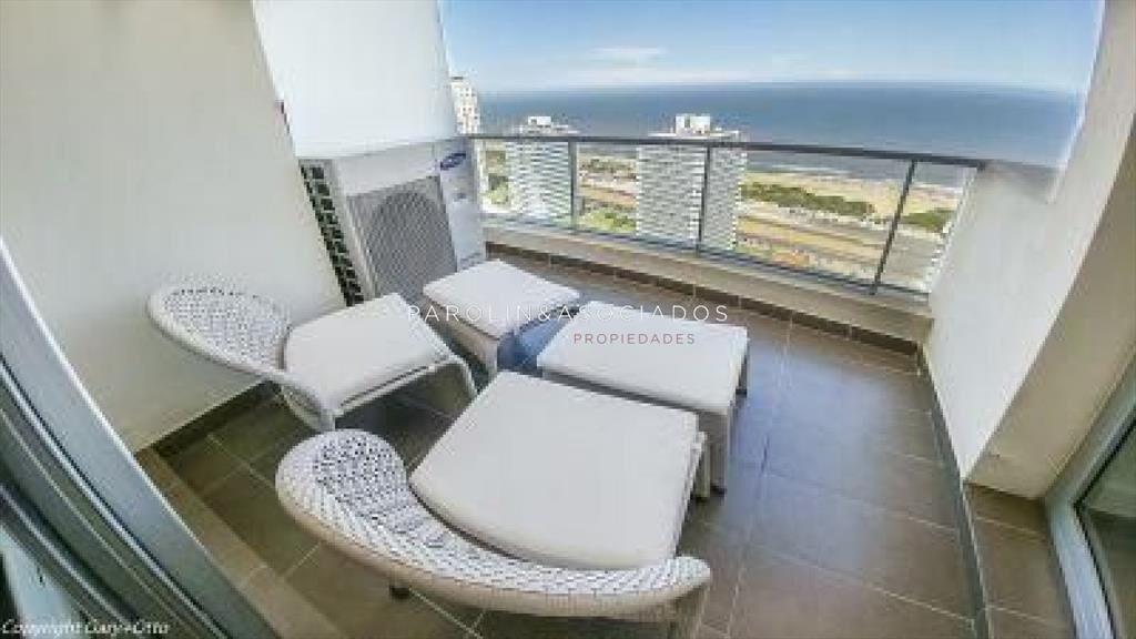 Apartamento en venta de 3 dormitorios en Wind del