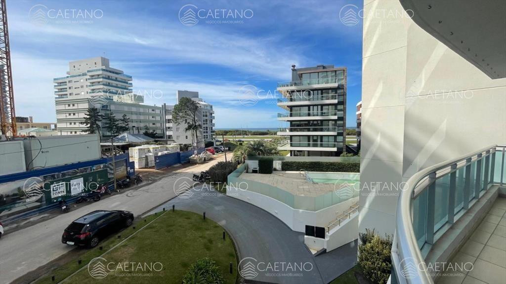 Apartamento en zona Brava