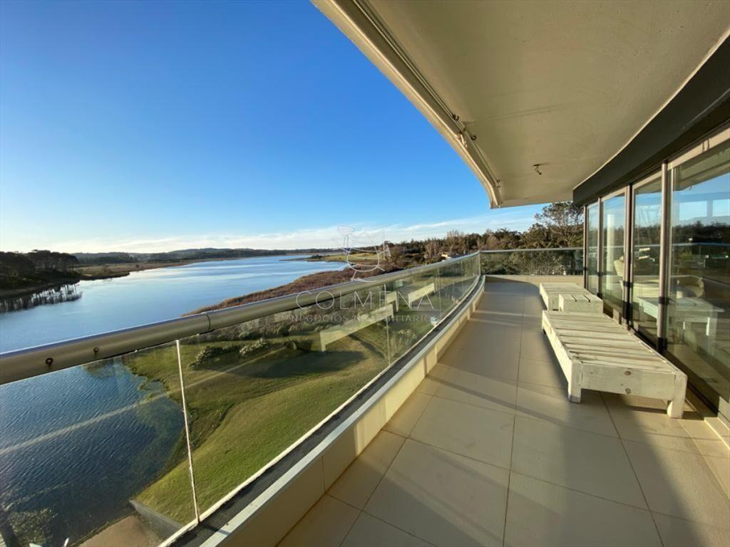Penthouse en Venta en Terrazas de la Laguna sobre el lago f