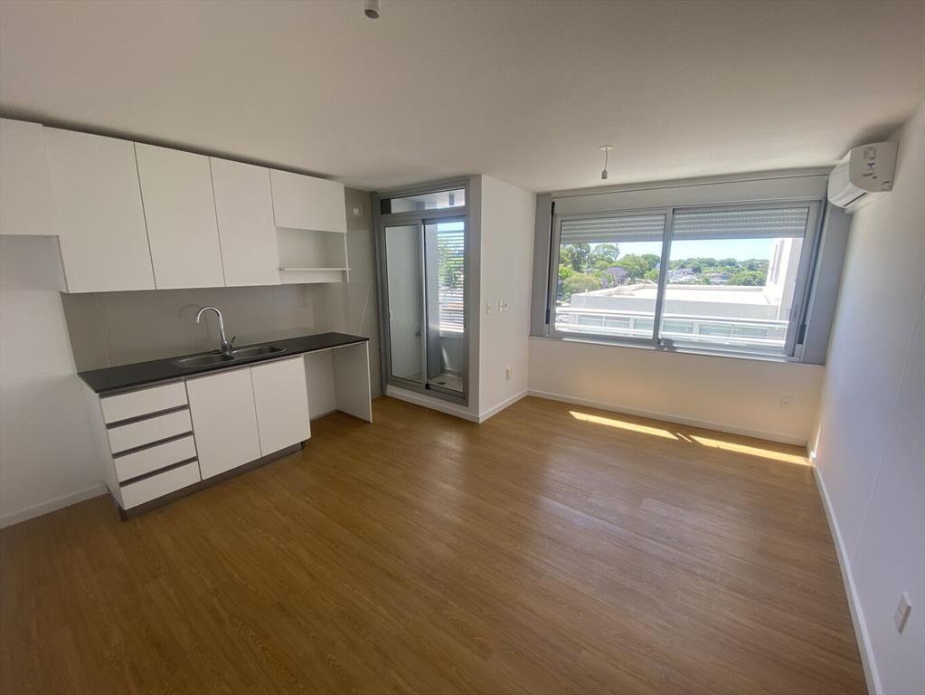 APARTAMENTO EN EXCELENTE PUNTO CON TODOS LOS SERVICIOS Y SE