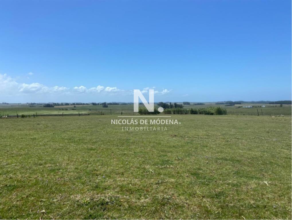 Campo en Manantiales