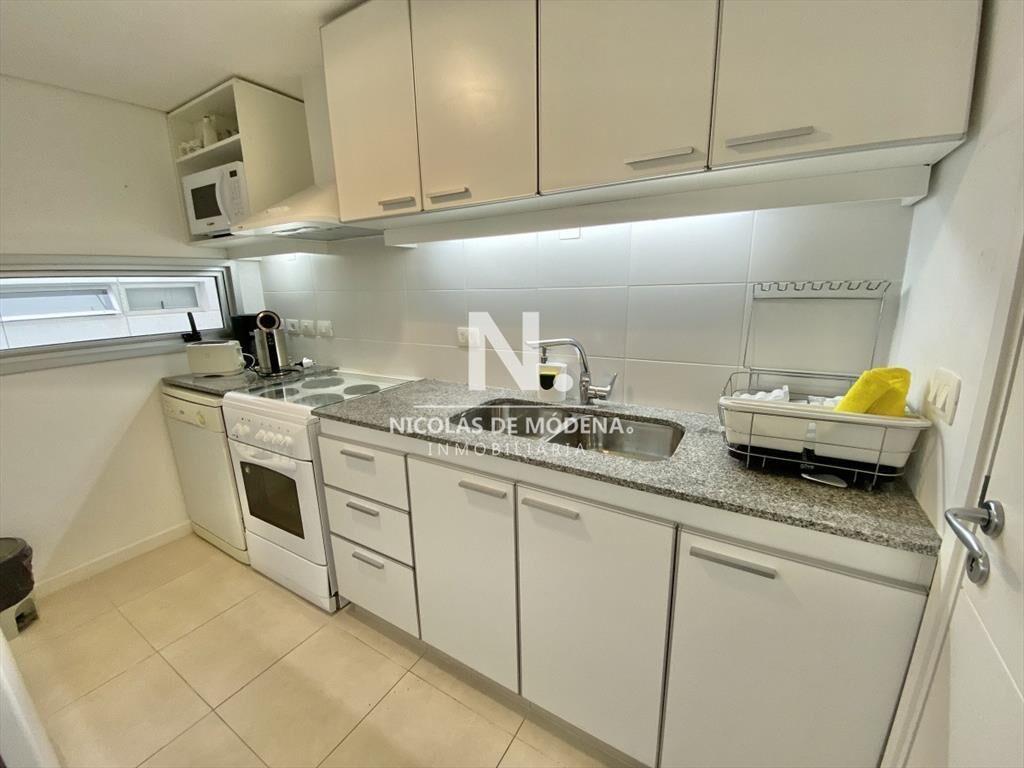 Vende departamento de 3 dormitorios y excelentes