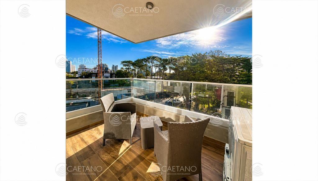 Apartamento de 1 dormitorio en venta, con vista a