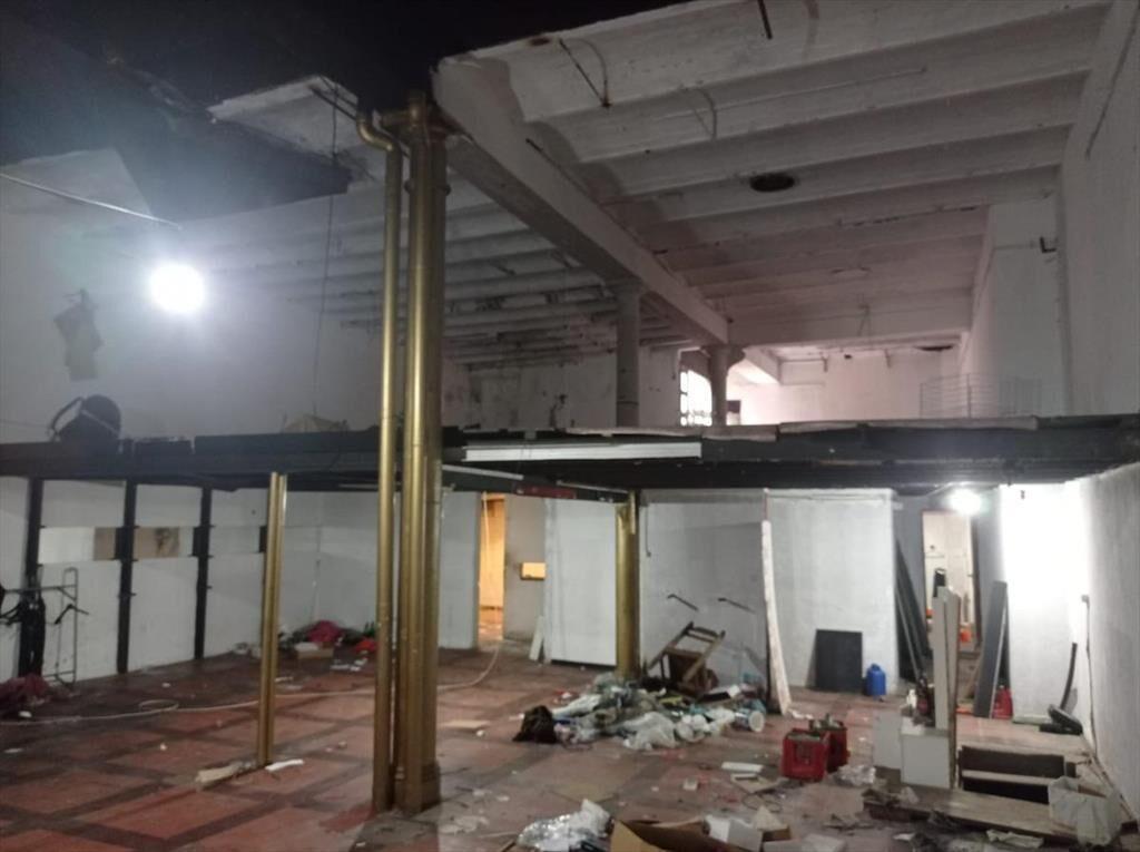 Rincón casi Plaza Matriz, mega local de 10 mts de frente, 7