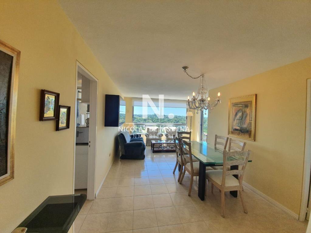 Hermoso apartamento con excelente vista!