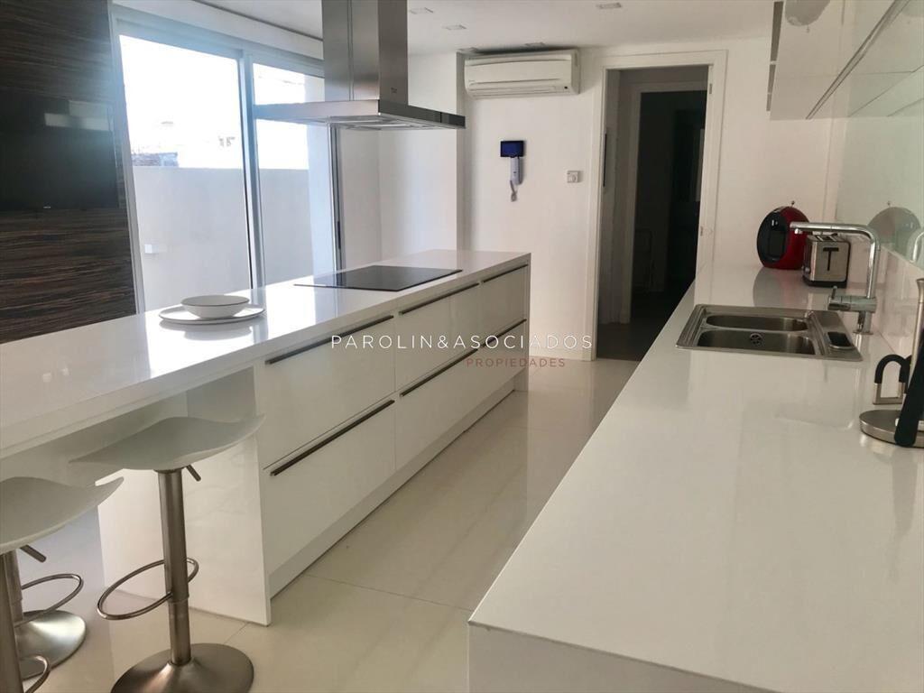 Apartamento en venta de 3 dormitorios en Mouette,