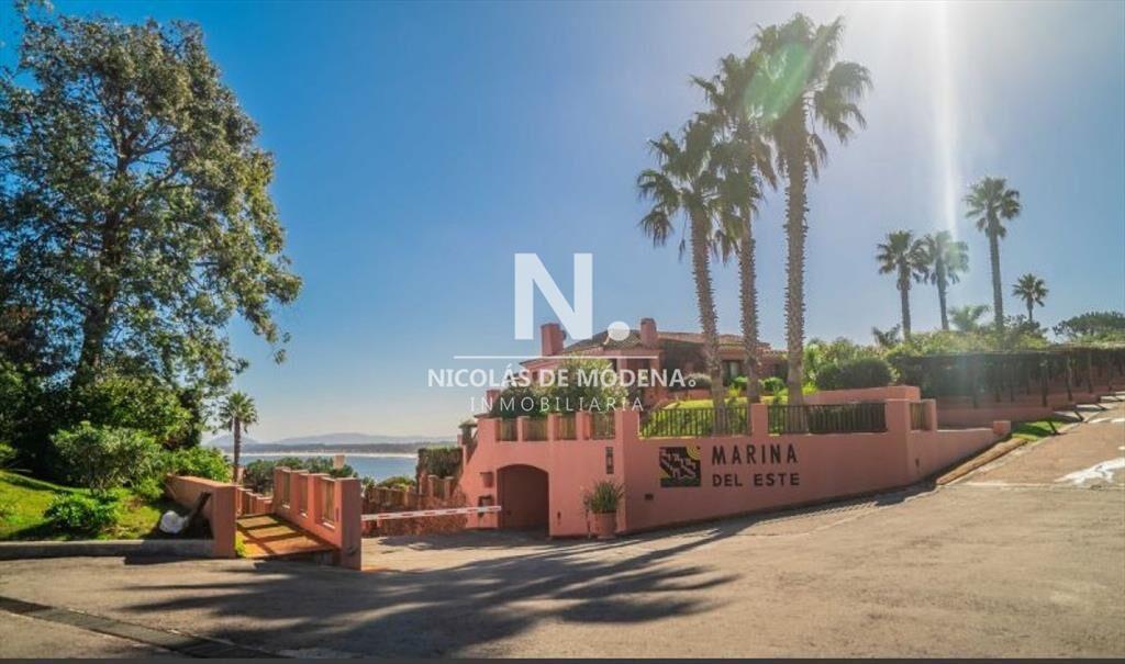 Venta de Apartamento 3 DORMITORIOS en Lomo de la