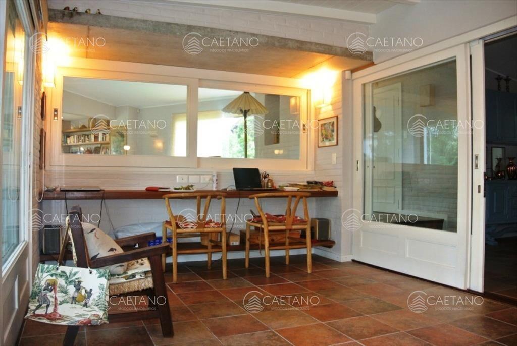 Casa en venta de 5 dormitorios a metros del mar