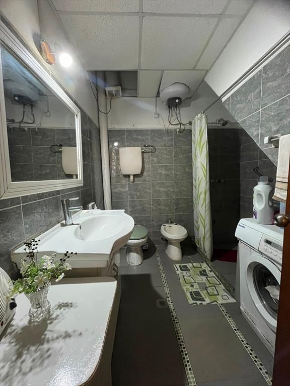 Venta Casa PH Cordón 4 Dormitorios y Garage