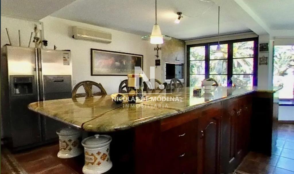 Vende apartamento de 3 dormitorios en San Rafael,