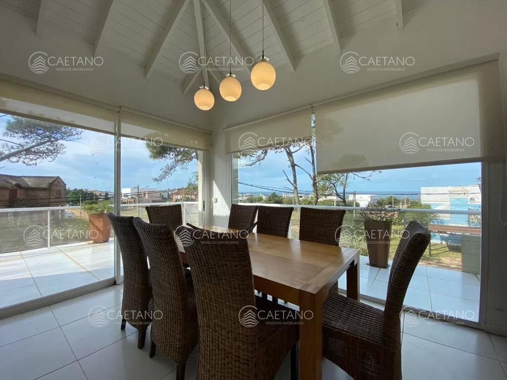 Venta casa 6 dormitorios Montoya