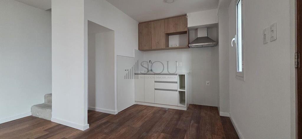 VENTA APARTAMENTO 3 DORMITORIOS Y PARRILLERO CON RENTA CORD