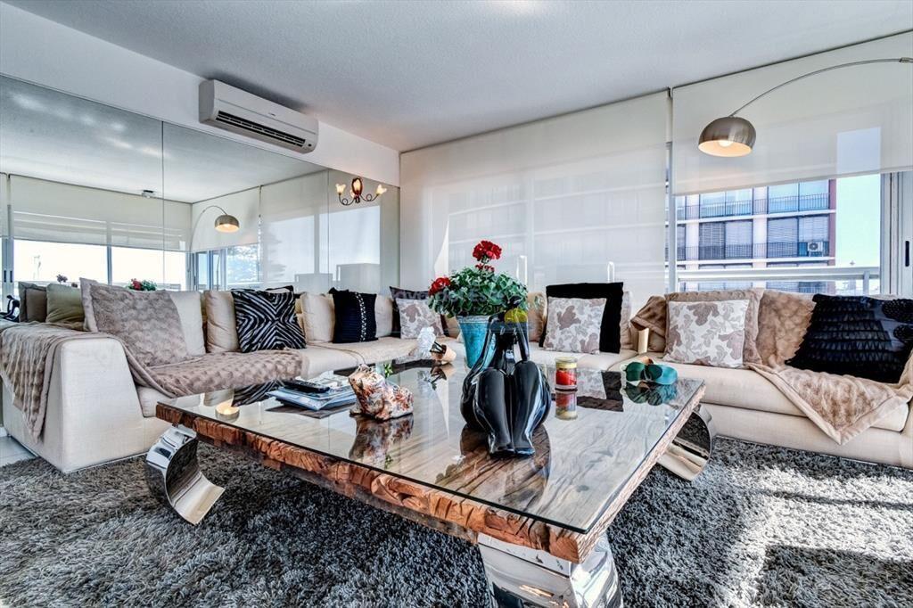 Venta de Apartamento 3 dormitorios , Punta del