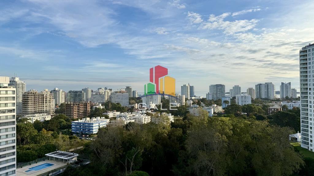 Apartamento de categoría en venta con vista al