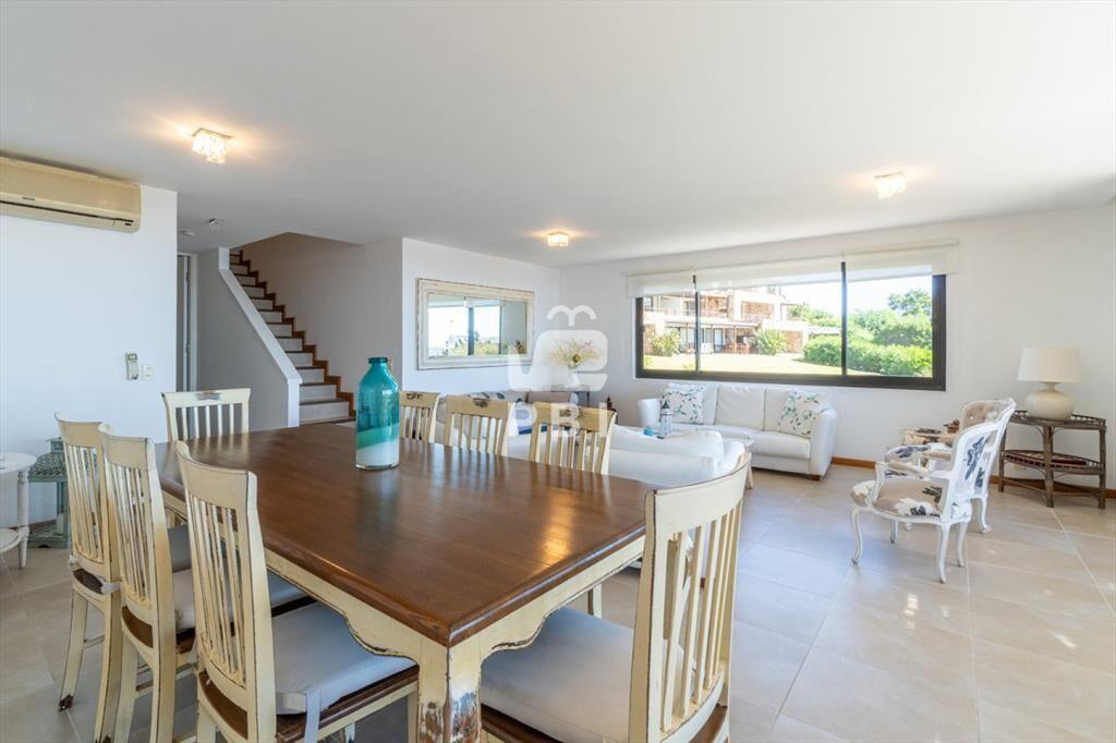 Apartamento de 3 dormitorios en Quartier, Punta -