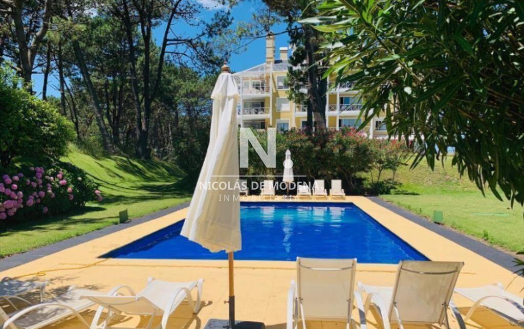 En venta apartamento de 2 dormitorios en Pinares