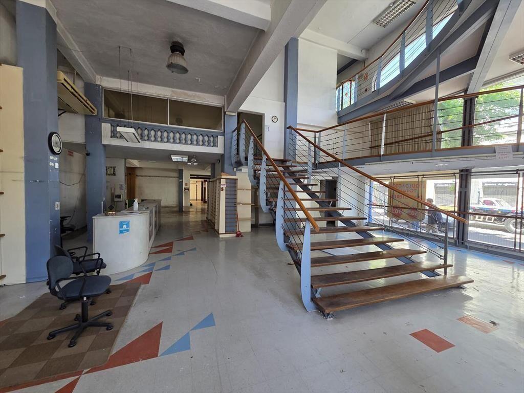 Gral Flores y Domingo Aramburu, gran esquina, 1250 m2, fren