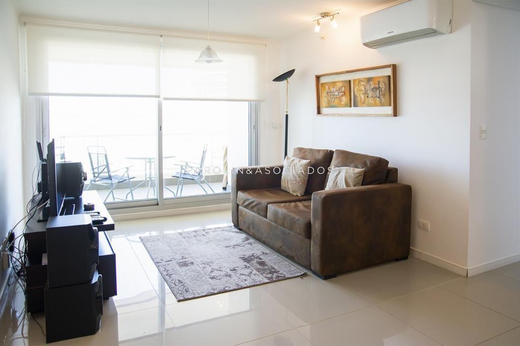 Apartamento en venta 2 dormitorios en Wind Tower, Punta del