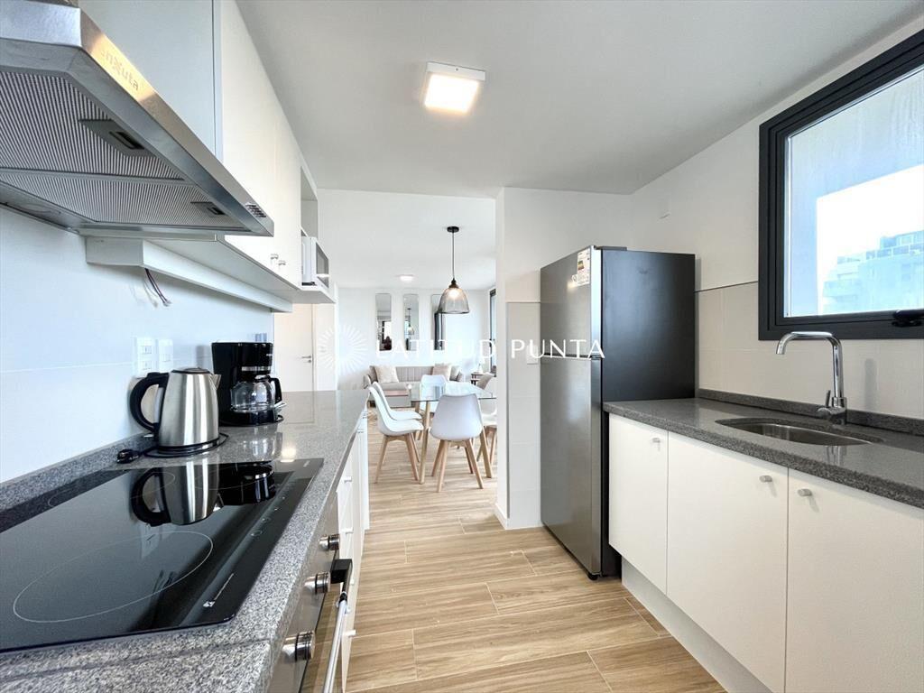 Playa Brava, apartamento en venta de dos