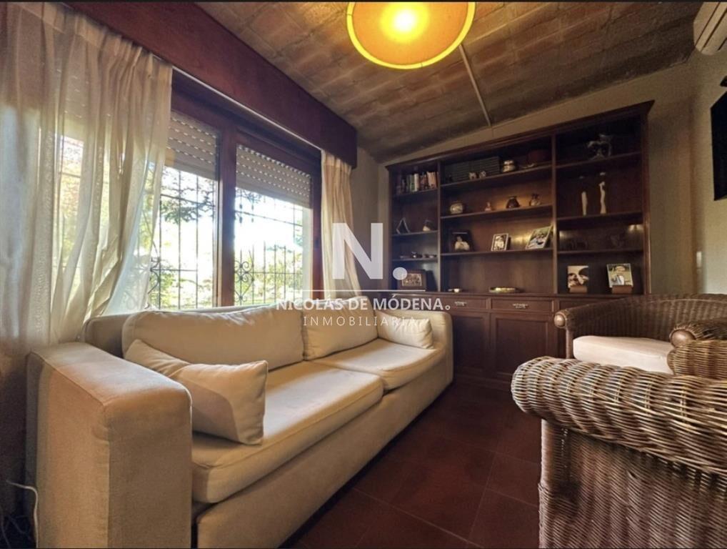 En venta casa en Pinares de 2 dormitorios, con de