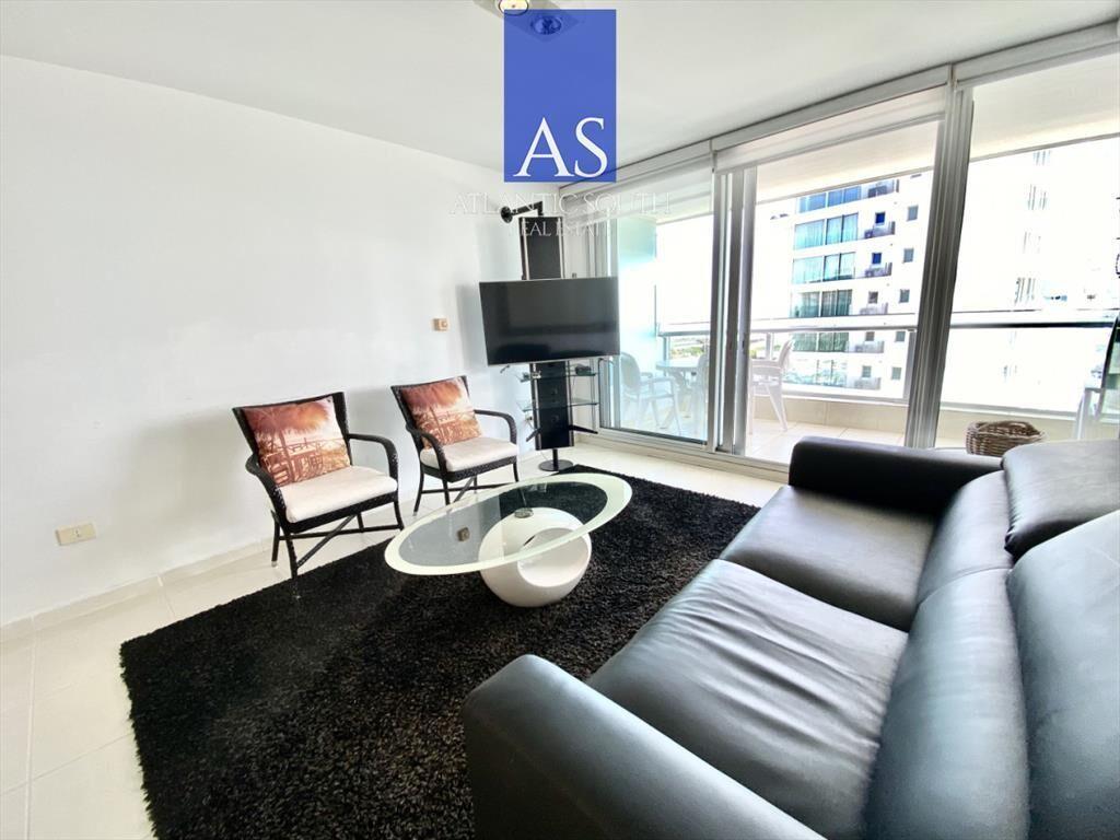 Apartamento en Venta Seasons Tower Playa Mansa