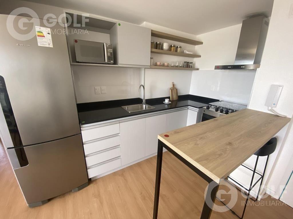 Vendo apartamento de 2 dormitorios con vista hacia la Rambl