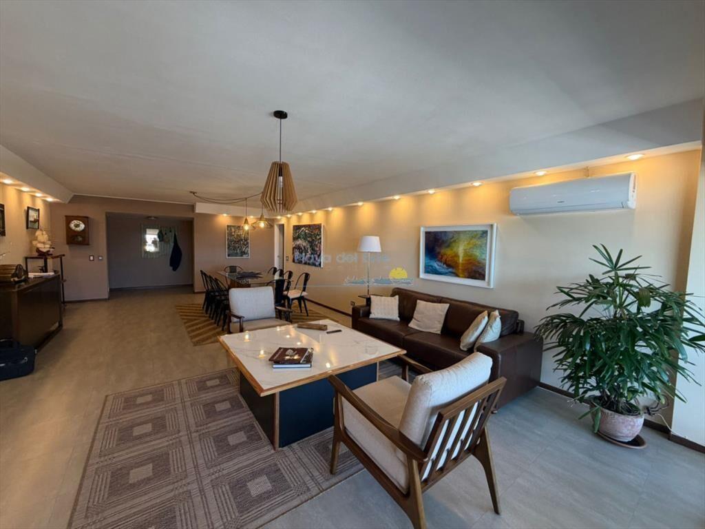 Apartamento en Venta de 3 dormitorio en Punta del