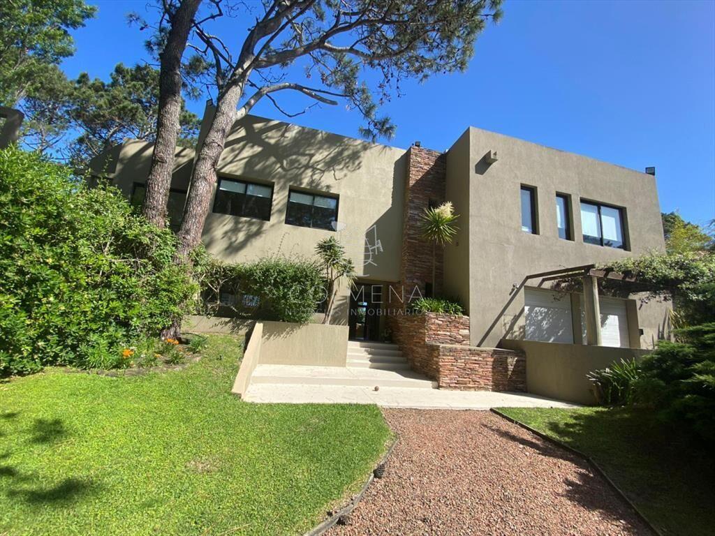 Casa en Rincón del Indio 5 dormitorios con