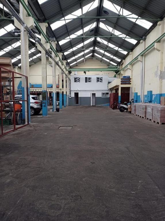 Proximo Rambla Portuaria, 1109 m2,entrada camiones ,oficina