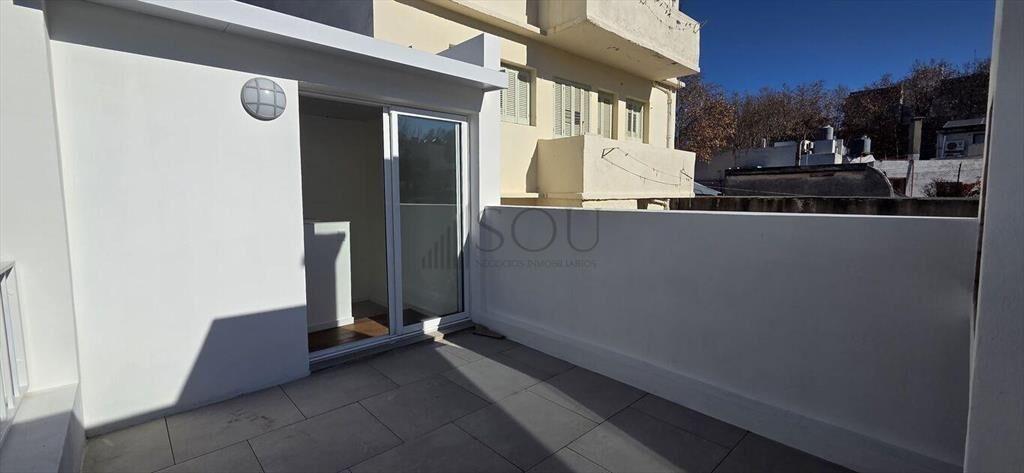 VENTA APARTAMENTO CON RENTA 1 DORMITORIO Y PARRILLERO CORD