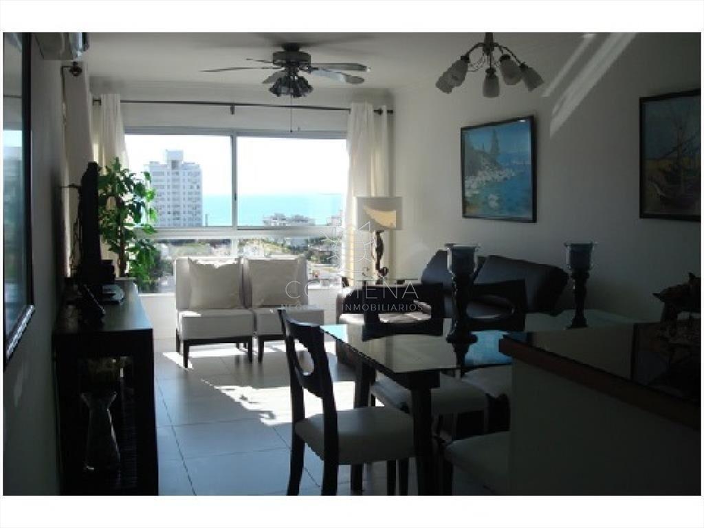 Apartamento en Francia con vista la isla gorriti.