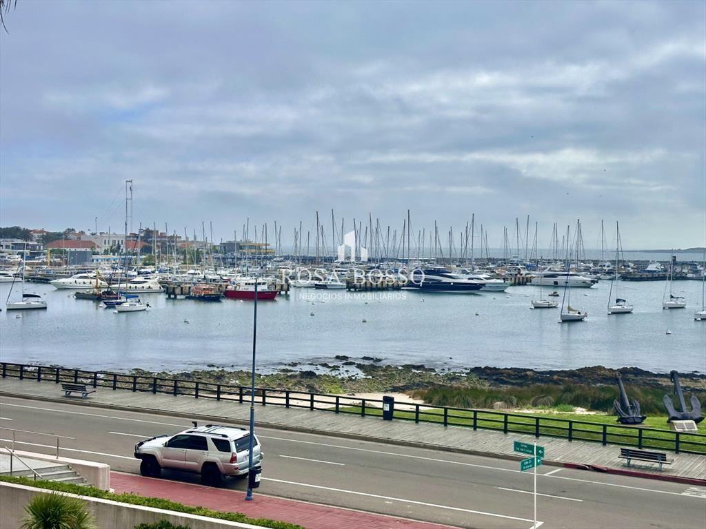 Apartamento Venta 3 dormitorios Península Punta