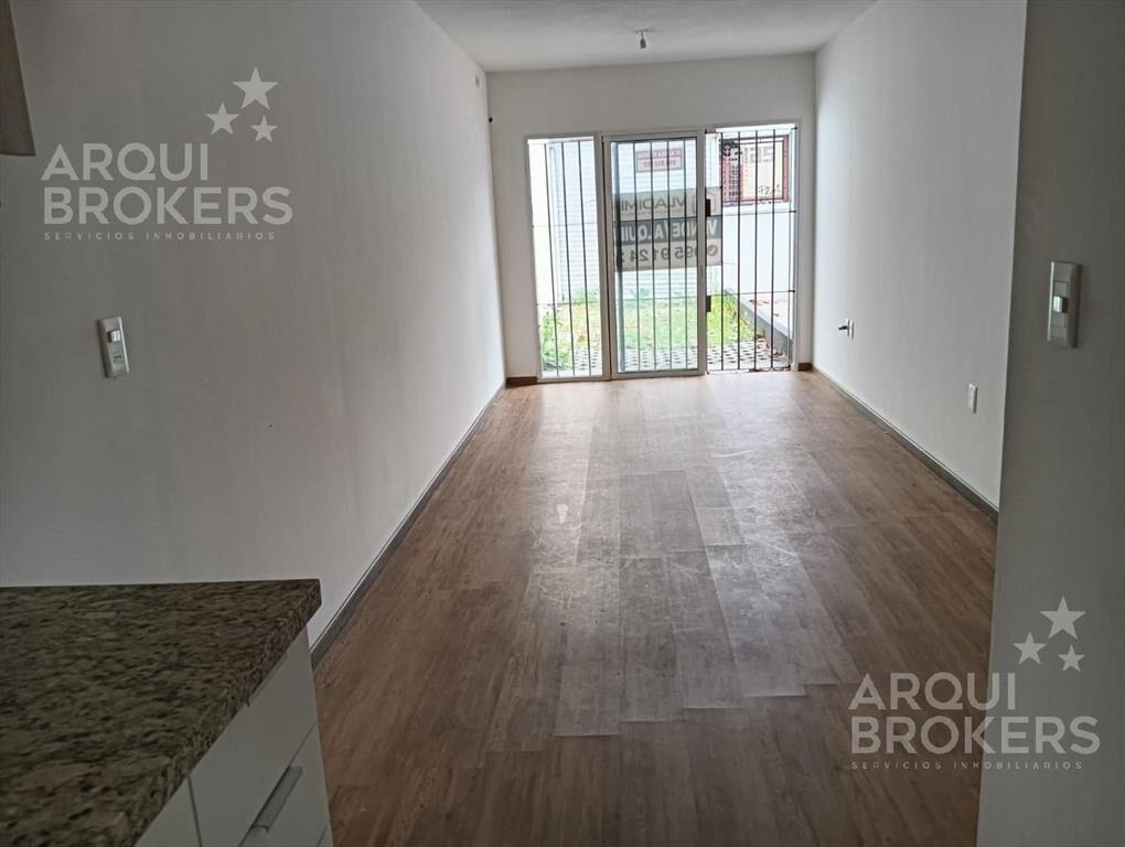 Apartamento monoambiente en venta con garaje incluído en Ag