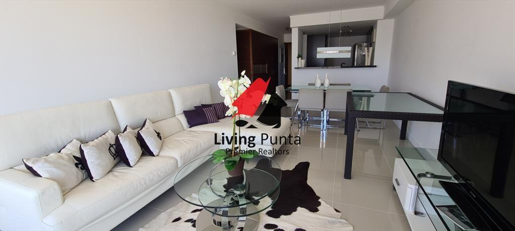 Apartamento en Brava, 2 dormitorios *