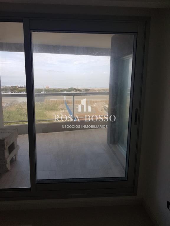 VENTA, Apartamento, 3 dormitorios, Playa Brava,
