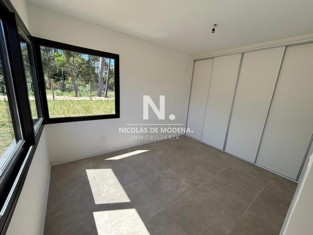 A estrenar casa de 2 dormitorios, en Parque con y