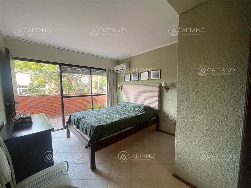 Venta apartamento 2 dormitorios. Aidy Grill, del