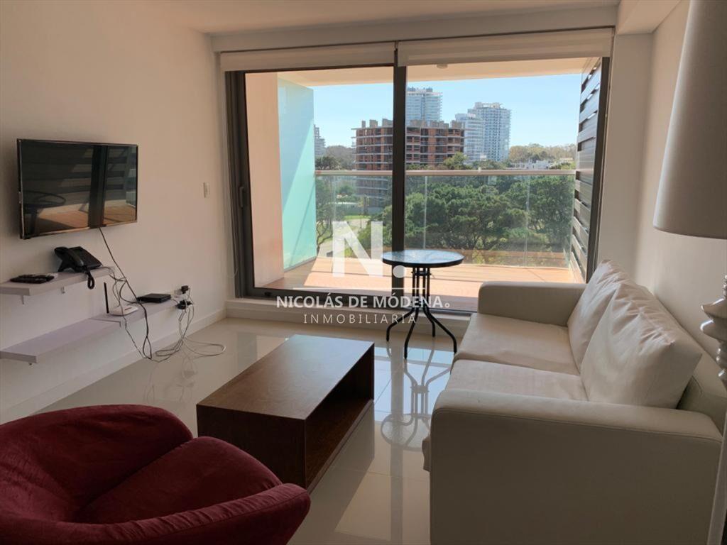 Excelente departamento en Punta del Este