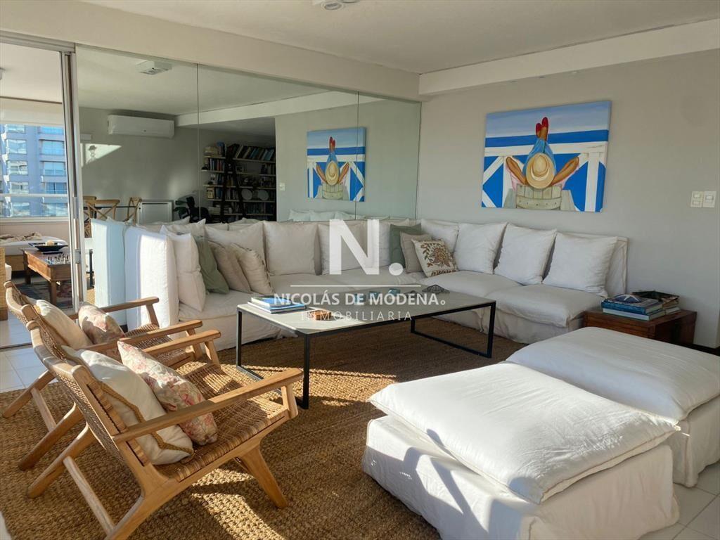 En venta apartamento frente al mar de 3 vistas de