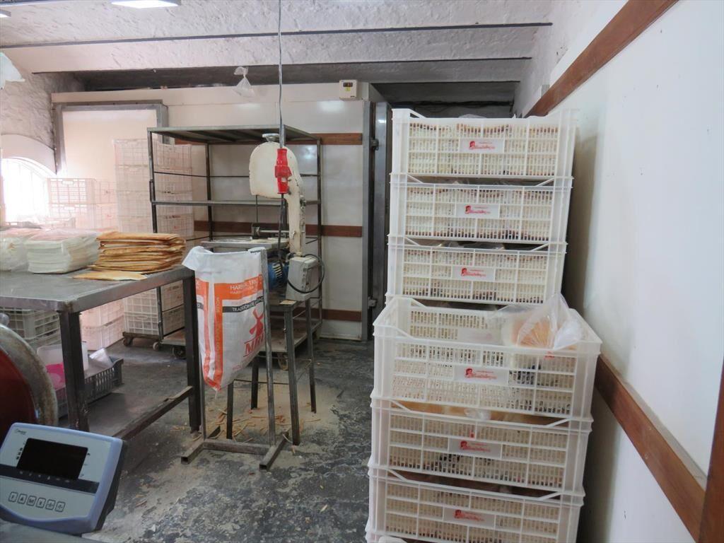 Venta Local Comercial alquilado. Ciudad Vieja-Renta anual 7