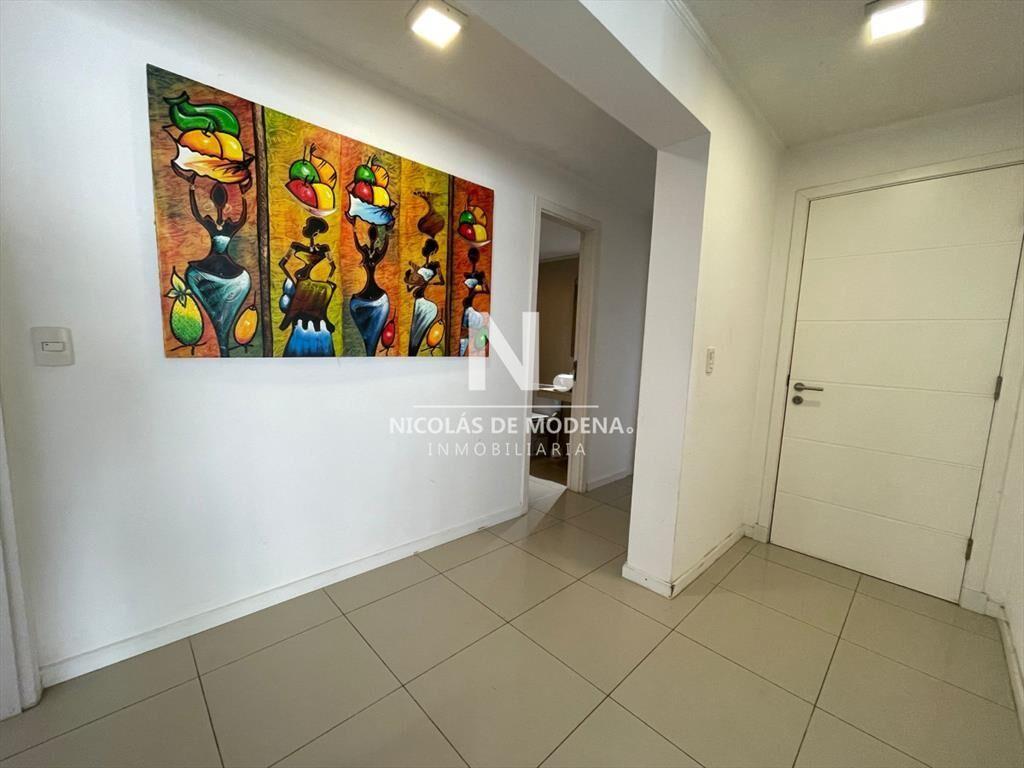 Apartamento de 3 dormitorios en Punta del Este