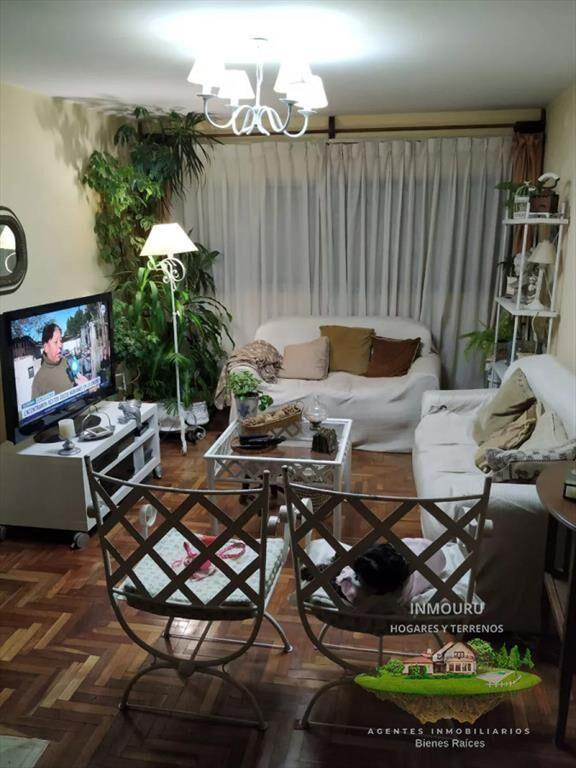 Venta de Amplio Apartamento de 3 Dormitorios en el Centro